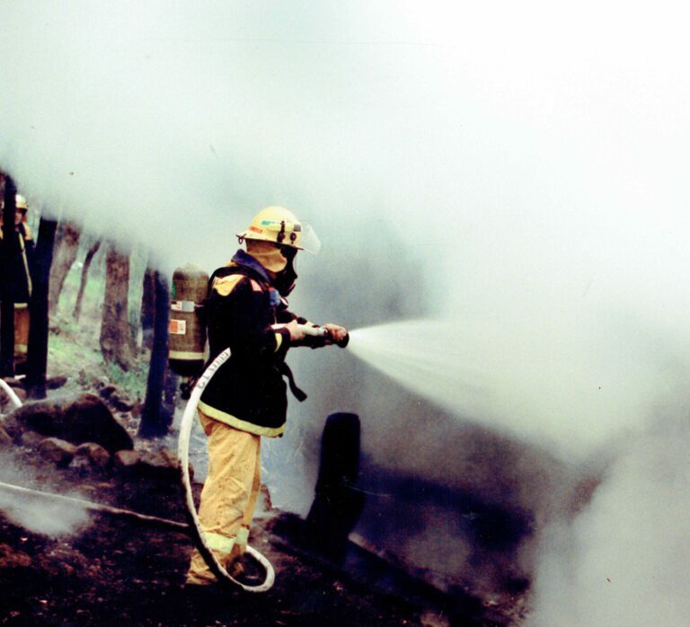 Upwey CFA bushfire 1990s